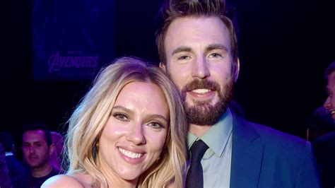 Inside Scarlett Johanssons Relationship With Chris Evans