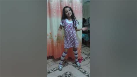 Niña De 7 Años Cantando Y Bailando La Patica Lulu Youtube