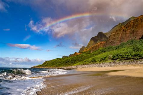The Best Beach In Hawaii For You Luaus Surfing And Golf Oyster