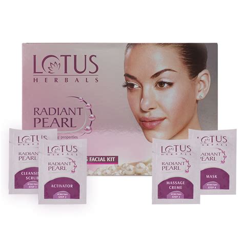 Lotus Herbals Radiant Pearl Cellular Lightening 4 Facial Kit