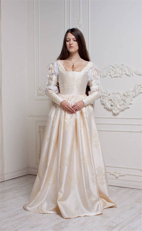 Renaissance Wedding Dress White 15th Century Italian Gown Etsy