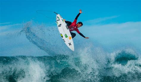 Flirting in the air (2014). Opinion: The Best Surfing in the World Comes From the WCT ...
