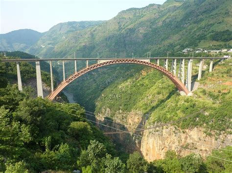 The Genius Of The Worlds Highest Beipanjiang Bridge
