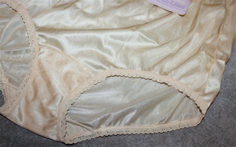 Vintage 1960 S Vanity Fair Granny Panties Lace Trim B Gem