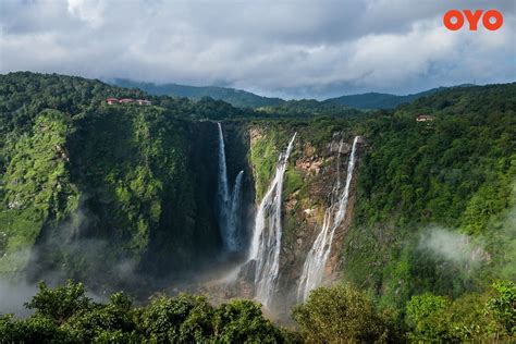 Famous Waterfalls In India Oyo Hotels Travel Blog