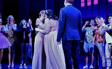 Lesbian Musical The Prom Featured Real Life Wedding Onstage Qnews