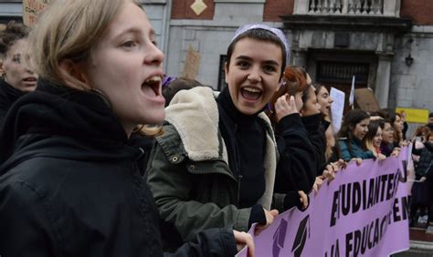 Feminismo Fotogaler A As Condenan Las Feministas La Violencia De