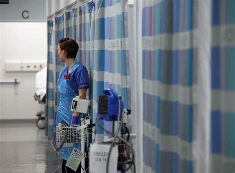 Labour Warns Of Skills Gap After Exodus Of Senior Nurses From Nhs The