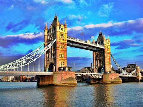 London Bridge Wallpaper