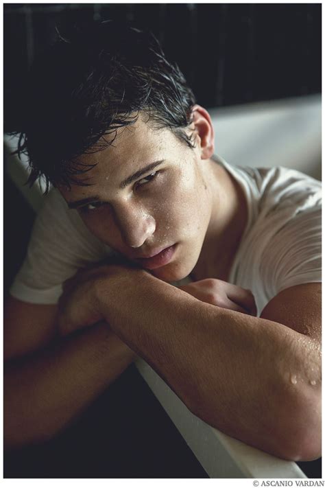 Januar 1993 in bad oldesloe) ist ein deutscher popsänger und songwriter. Fresh Face Wincent Weiss by Ascanio Vardan | Models ...