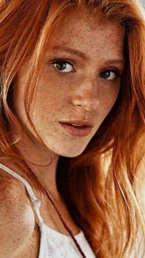 Pin By Jorgesegulin On Redhead Beautiful Freckles Red Haired Beauty