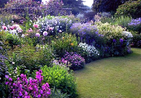 Beautiful English Flower Garden Tuin Ideeën Tuin En Border Tuin