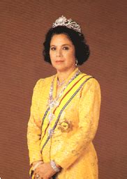 Specialize in male and female, education and ujian. Tuanku Bainun binti Mohd Ali - Wikipedia Bahasa Melayu ...