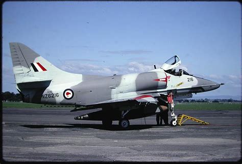 A 4g Skyhawk Nz6216 Rnzaf 1984 From Firechief2 Received W Flickr