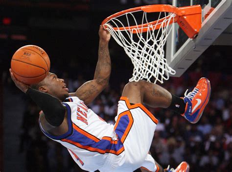 How A 55 Player Trained Himself To Dunk A Basketball