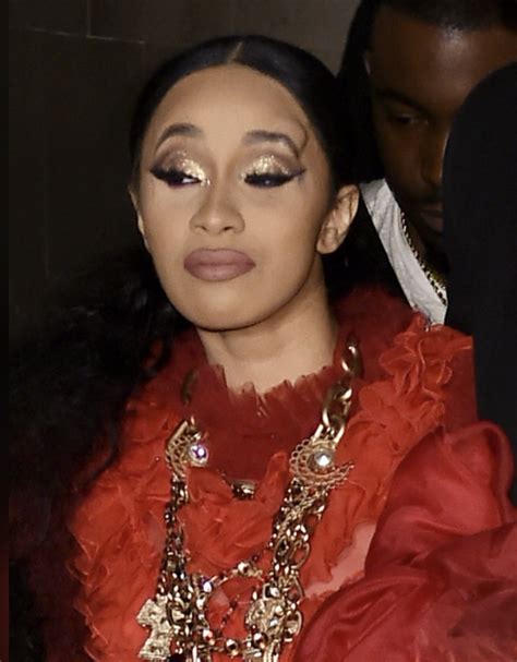 Twitter Reacts To Cardi B Breaking Up With Offset Via Ig And Offset