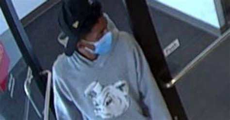 suspect steals 21 000 from wells fargo customer after withdrawal cbs colorado