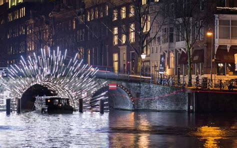 Experience A Spectacular Evening Cruise During Light Festival Amsterdam