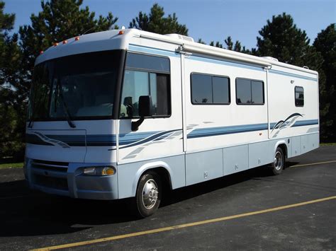 Class B Vs Class C Rv Whats The Difference