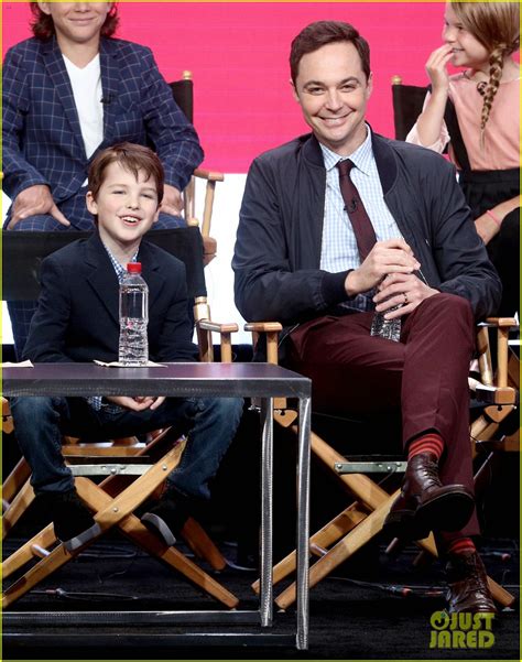 Young Sheldon Star Iain Armitage Reunites With Older Sheldon Jim Parsons See The Pic