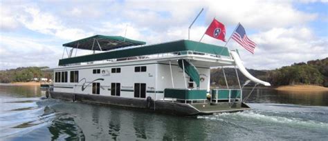 Center Hill Lake Houseboat Rentals
