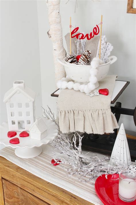 Our large selection of valentine's day supplies will put you in the mood for love on feb. 7 Simple Ways to Decorate for Valentine's Day - Clean and ...