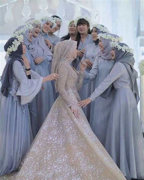 Dress Gaun Bridesmaids Hijab On Instagram Photo By Divaauliarahman