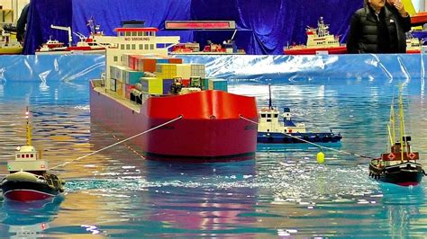 Huge Rc Container Ship Being Towed Awesome Rc Model Show Youtube