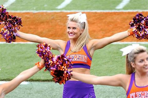 Clemson Adpi Claire Cheering On The Tigers Sports Pictures Girl Pictures Hot Cheerleaders