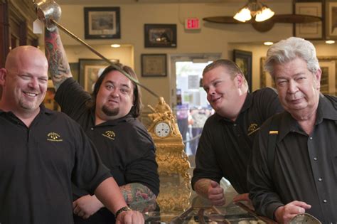 Behind The Scenes Secrets Of The Pawn Stars Page 24