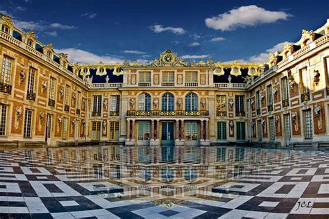 Le château, les jardins et le domaine de trianon sont ouverts tous les jours sauf le lundi. Image result for palace de versailles | Chateau versailles ...