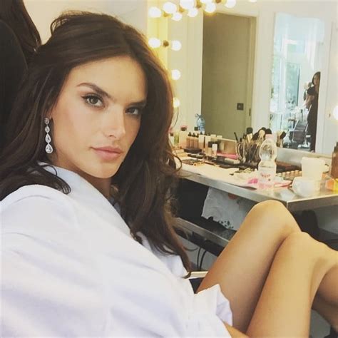 Alessandra Ambrosio The 49 Hottest Female Celebrity Selfies Of 2015 Popsugar Celebrity