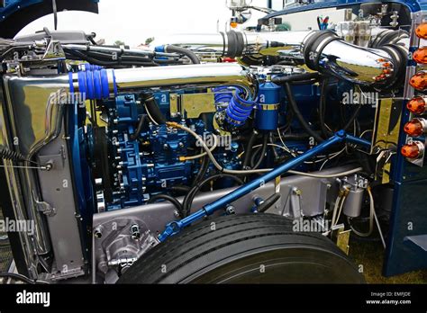 Truck Engine Hi Res Stock Photography And Images Alamy