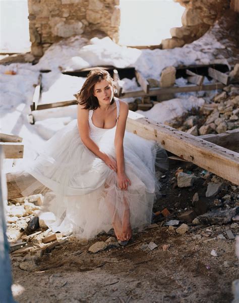 Elizabeth Hurley Wedding Dress