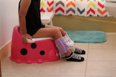 How To Throw A Potty Training Party With Pull Ups Crazy Life With Littles
