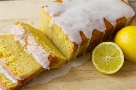 Glassa Al Limone La Ricetta Della Copertura Aromatica Per Dolci E Biscotti