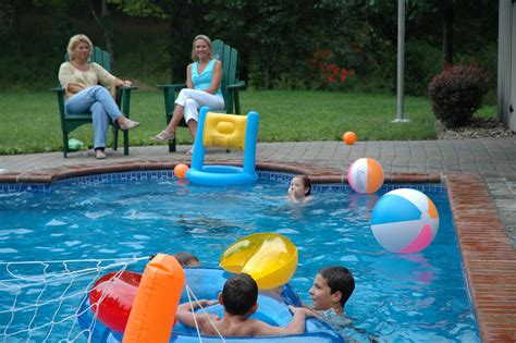 Best Swimming Pool Games To Play This Summer Abc At Home