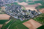 Luftbild Roßdorf - Dorf - Ansicht am Rande von Feldern im Ortsteil ...