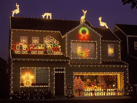 Outside Christmas Lights Ideas Homesfeed