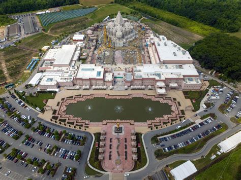 Largest Hindu Temple Outside Asia Opens In New Jersey Built By 12 500
