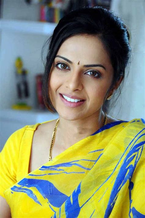 celebrity sexy actress sexy indian actress richa pallod photos