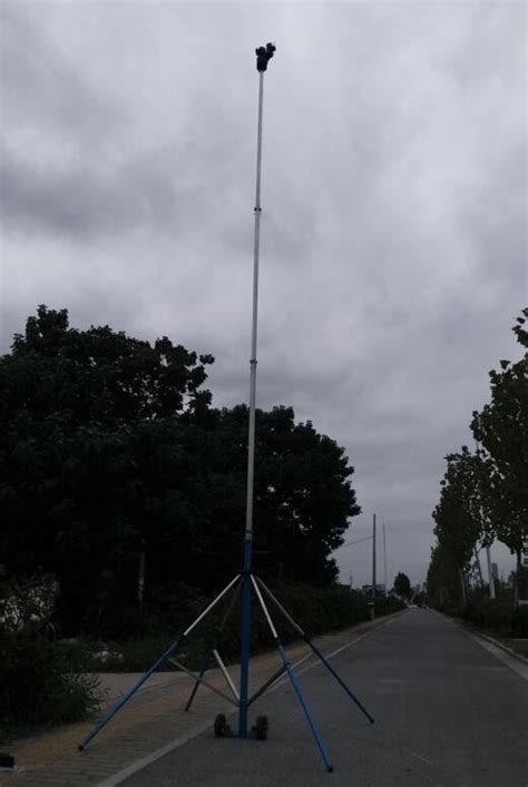 Telescoping Mobile Video Surveillance Mast 6 To 9 Meter Ground Based