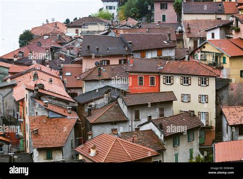 Cramped Italian Houses Argegnolake Como Italy On A Dull Overcast Day