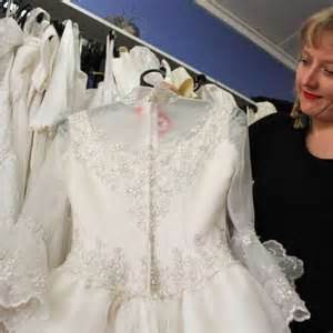 Sell your wedding dress or save by buying your dream wedding dress direct from the bride on the uk's original wedding dress marketplace. Second-hand wedding dresses tour Queensland for budget ...