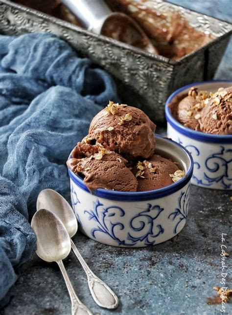 Cette recette de base peut être réalisée en version gourmande. Glace au chocolat sans sorbetière facile - La Casbah des ...