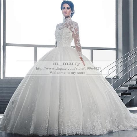 30 Lace Turtleneck Wedding Dress In 2020 Long Sleeve Ball Gown