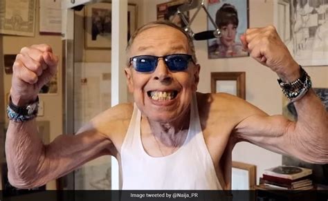 86 Year Old British Grandfather Breaks World Weightlifting Record