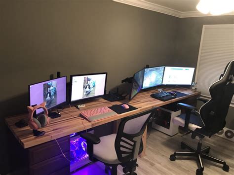 From size, decor to lighting we cover all types of game room setups. Gamer Couple Goal 2021: Cute & Cozy Couple's Side By Side ...