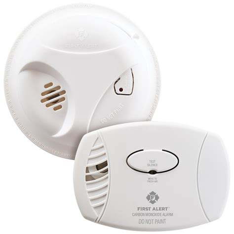 First alert carbon monoxide alarm review. GeekZilla: First Alert(R) 1039879 Smoke (SA303) & Carbon ...