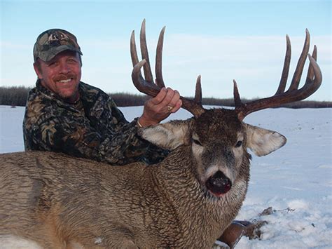 Whitetail Hunts Legend Outfitting